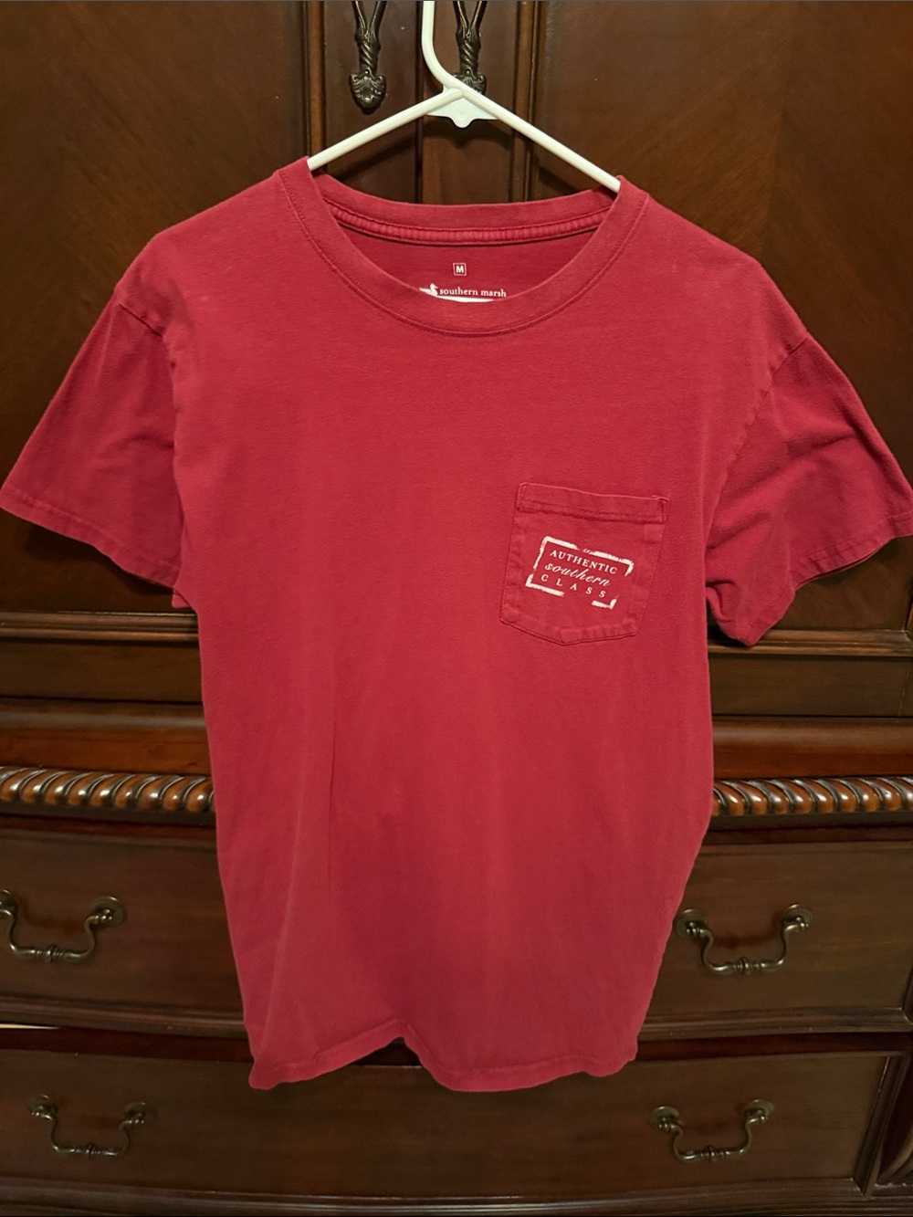 Southern Marsh Short-Sleeve Pocket Tee in Red
